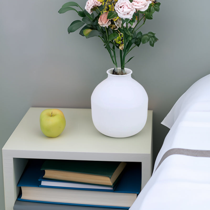 Matte Black Metal Vase – Modern Minimalist Flower Vase for Dried Flowers